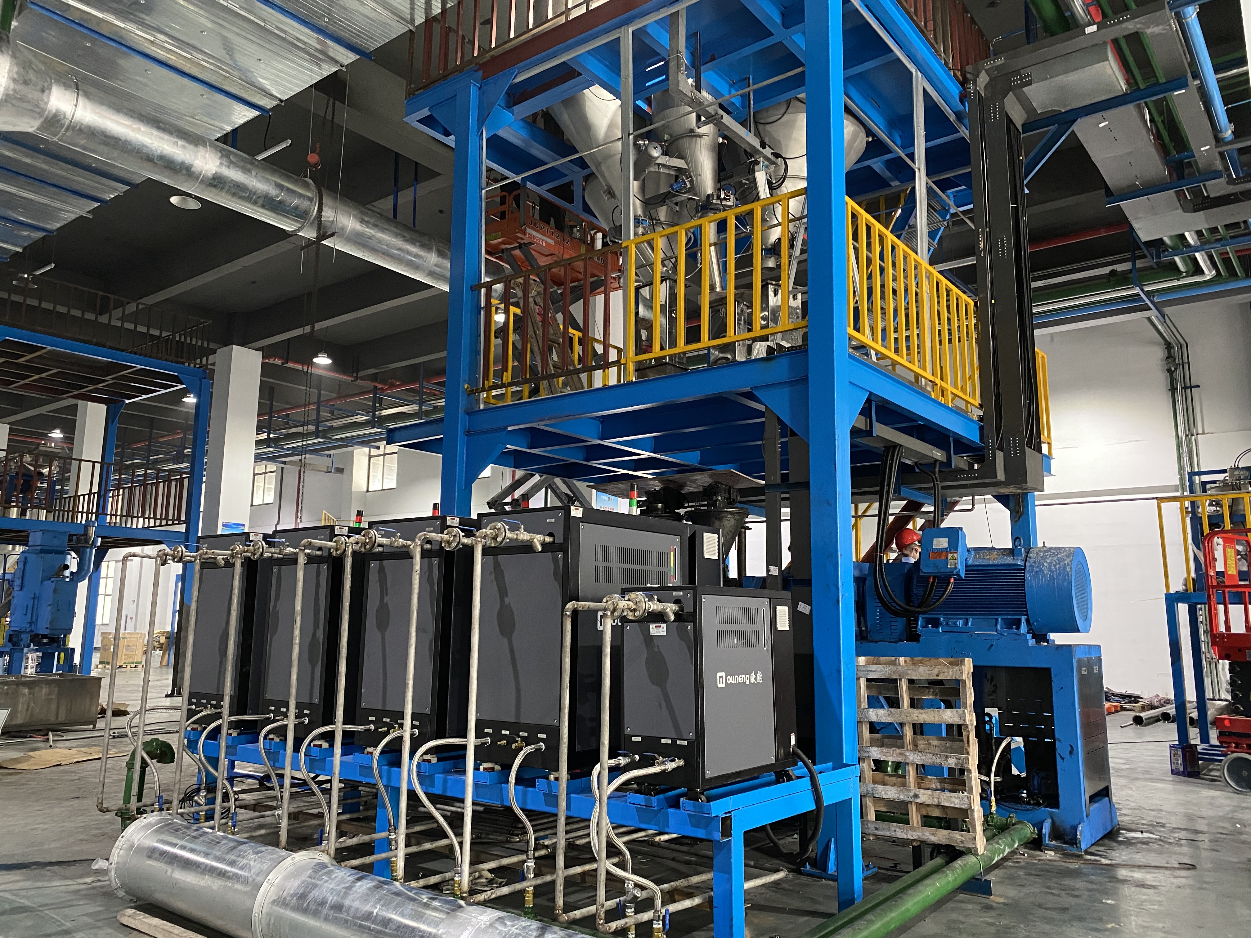 橡膠擠出壓延機配套模溫機