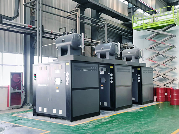 鋰電混合模溫機(jī)溫度精準(zhǔn)控制，助力電池行業(yè)邁向新高度