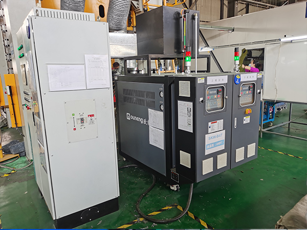 模溫機控制面板的作用，擁有這些功能