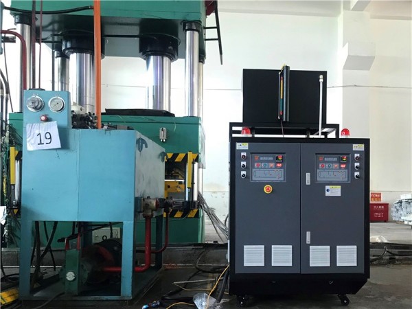 有單相電油溫機(jī)嗎？三相電和單相電有什么區(qū)別？